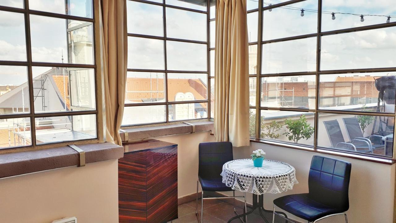 Rumbach Terrace Apartman *